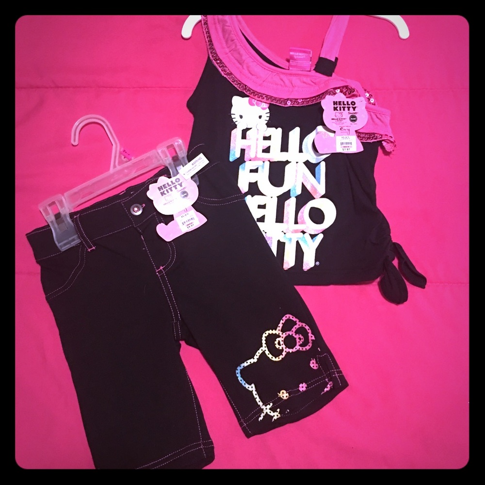Girls Hello Kitty short set